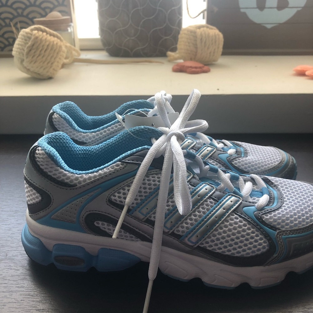 NWT Adidas Light Blue Viper Cushion Running Shoe, Size 6 - Picture 9 of 11
